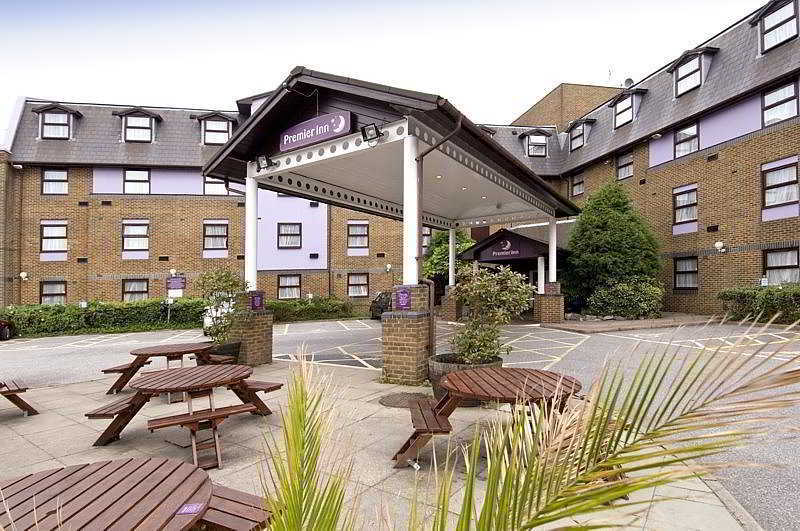 Premier Inn London Gatwick Airport - A23 Airport Way Crawley  Exterior photo